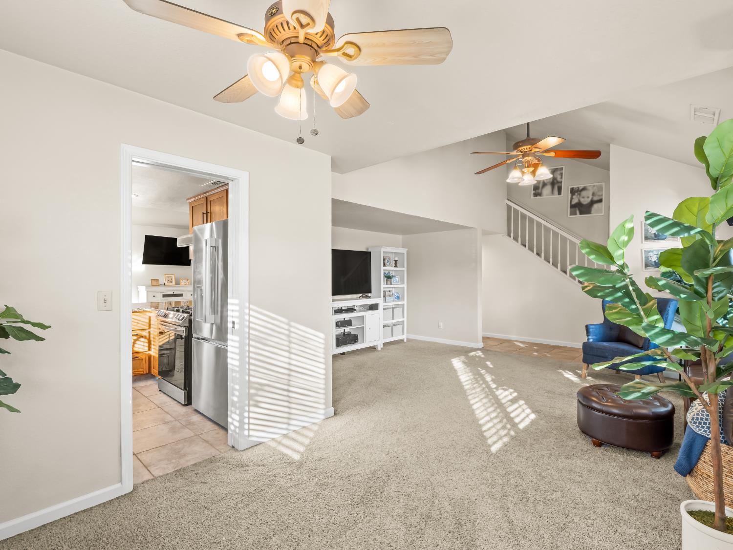 621 W El Paso Ave