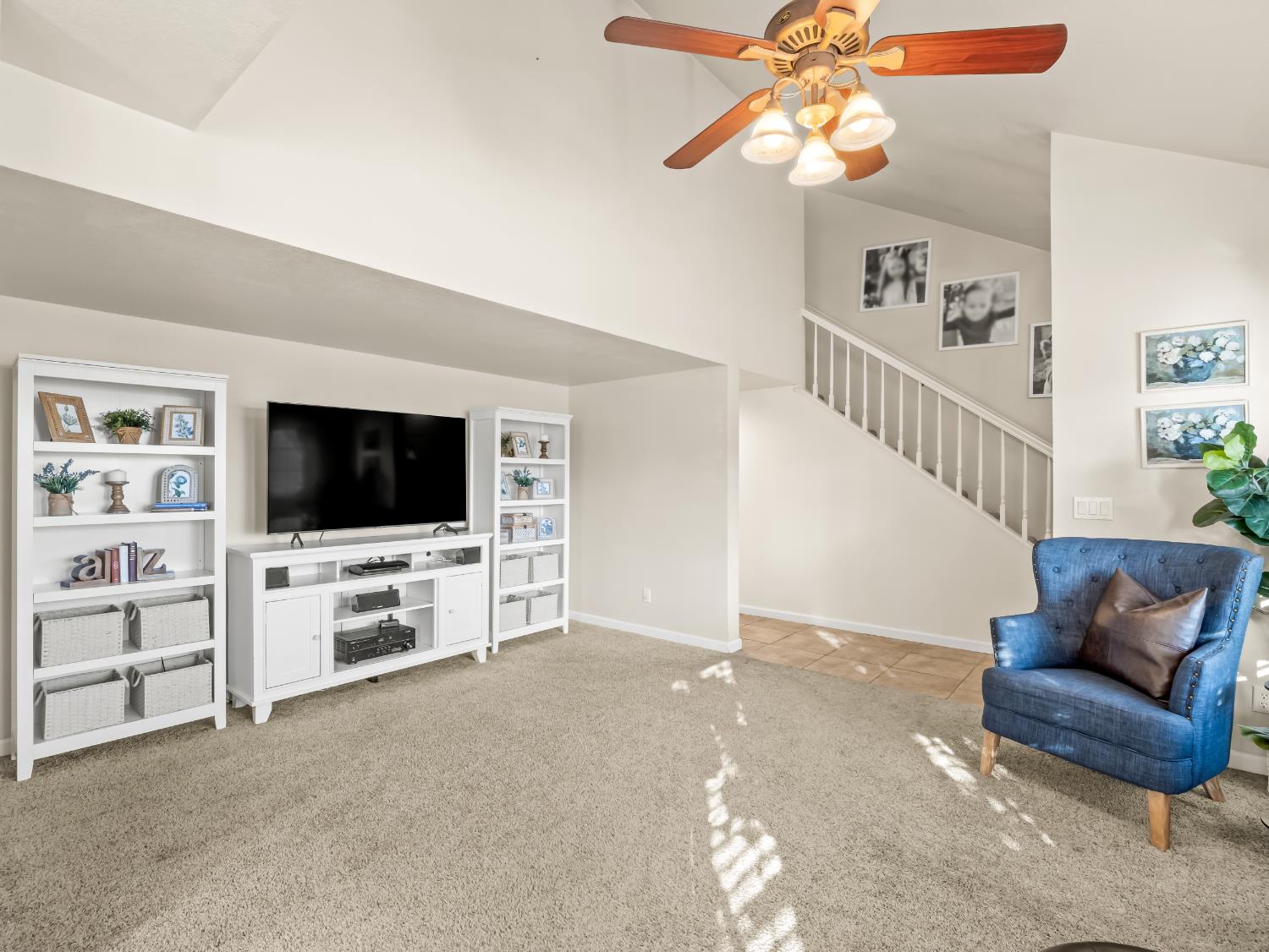 621 W El Paso Ave