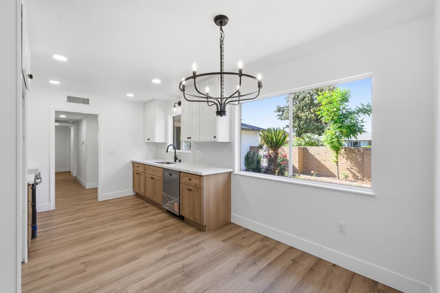 1295 E Almendra Drive
