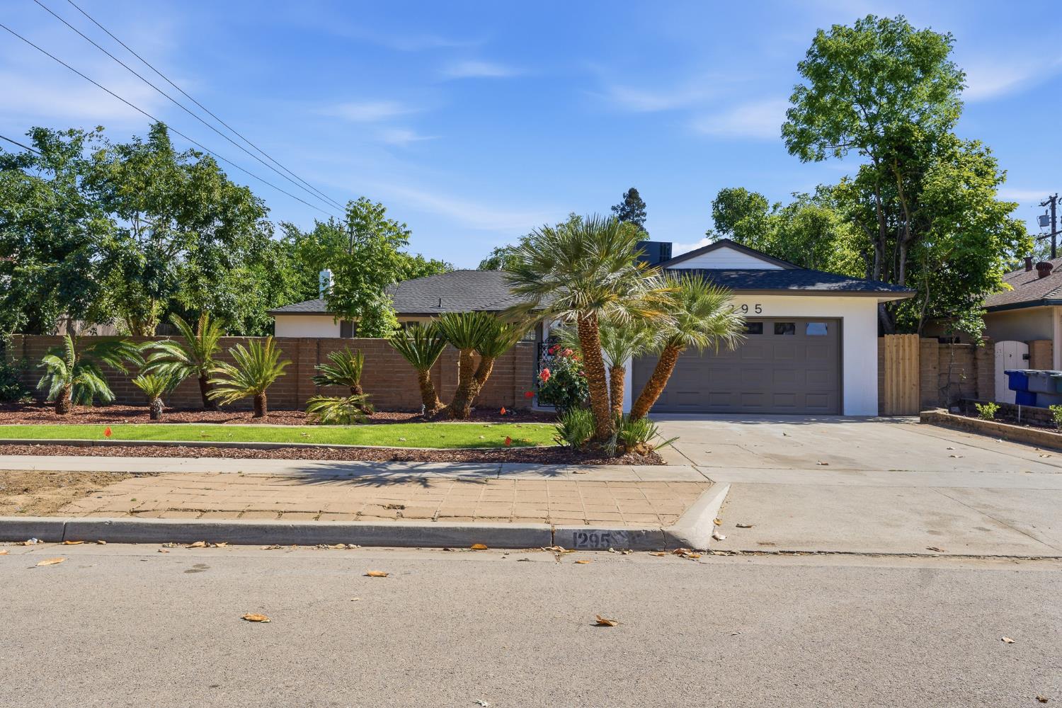 1295 E Almendra Drive