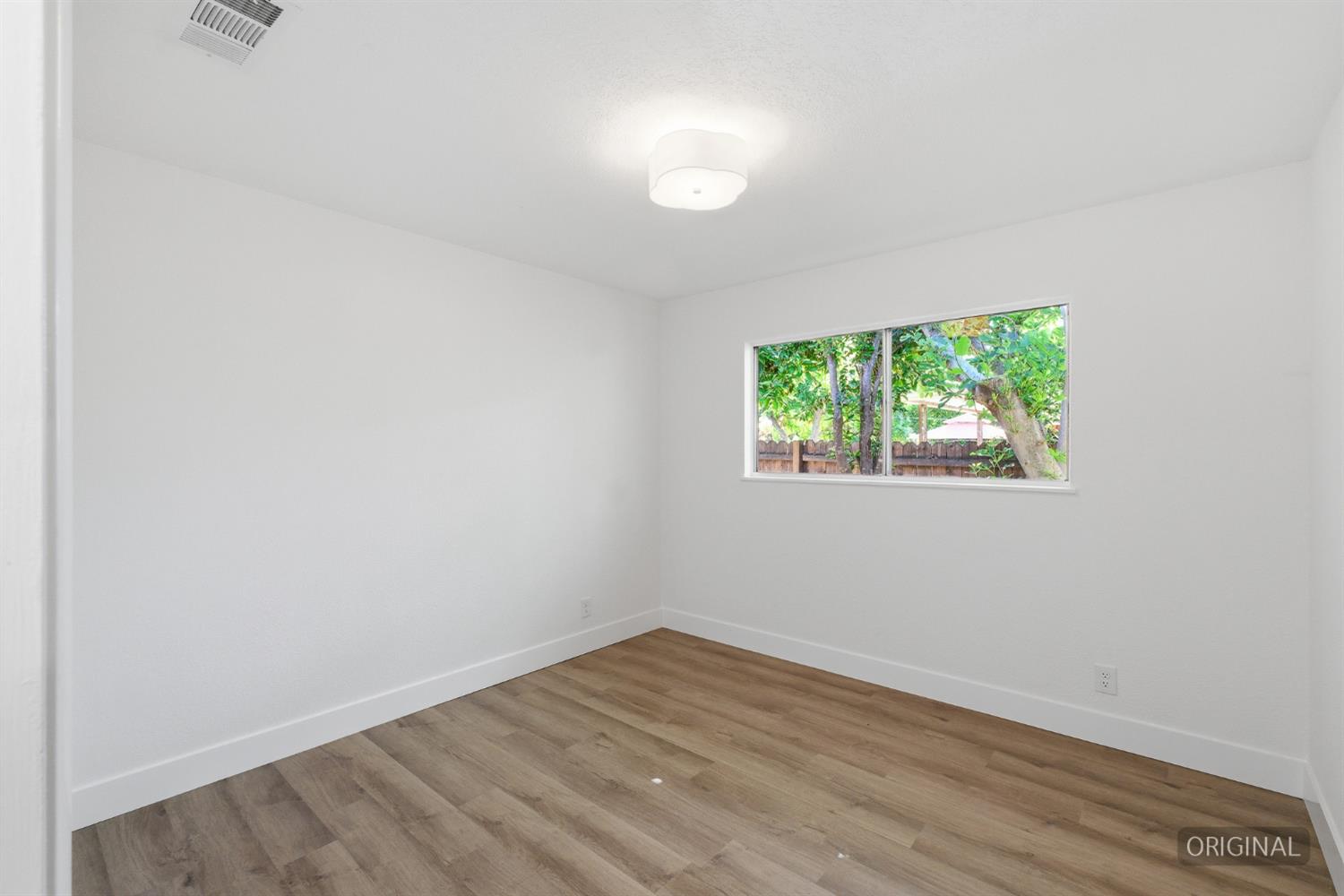 1295 E Almendra Drive