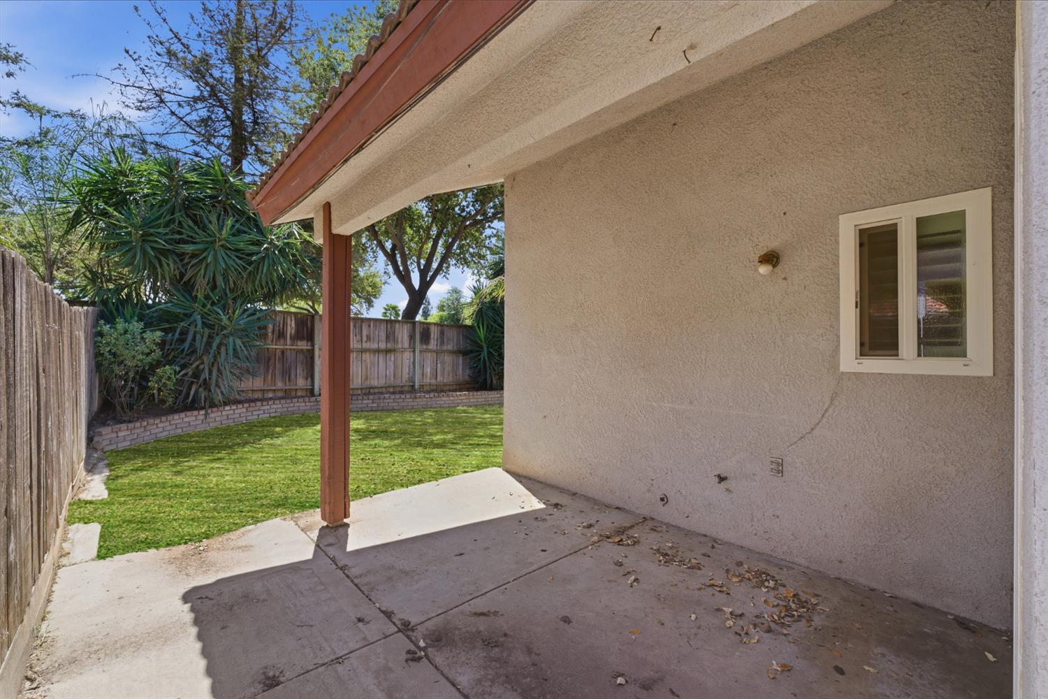 5215 W Fremont Avenue