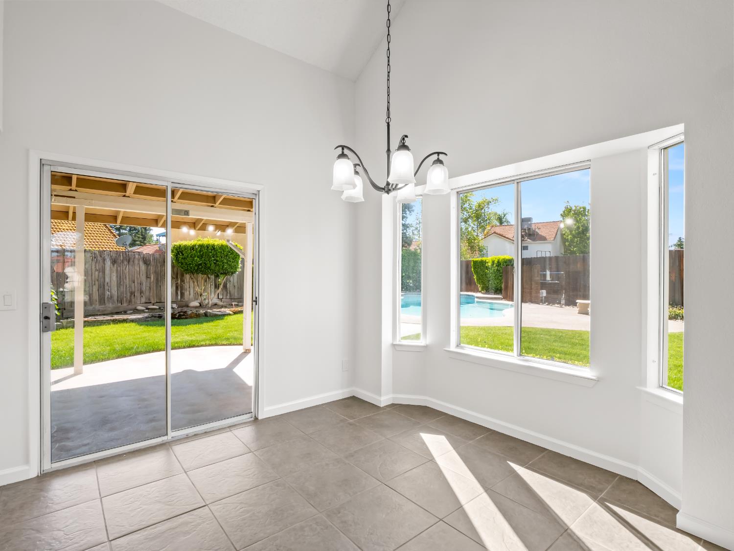 1631 E Deyoung Drive
