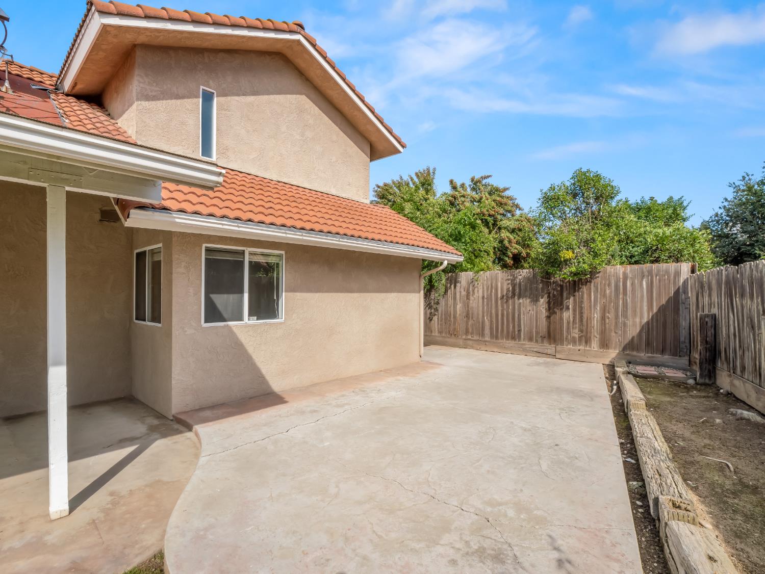 1631 E Deyoung Drive