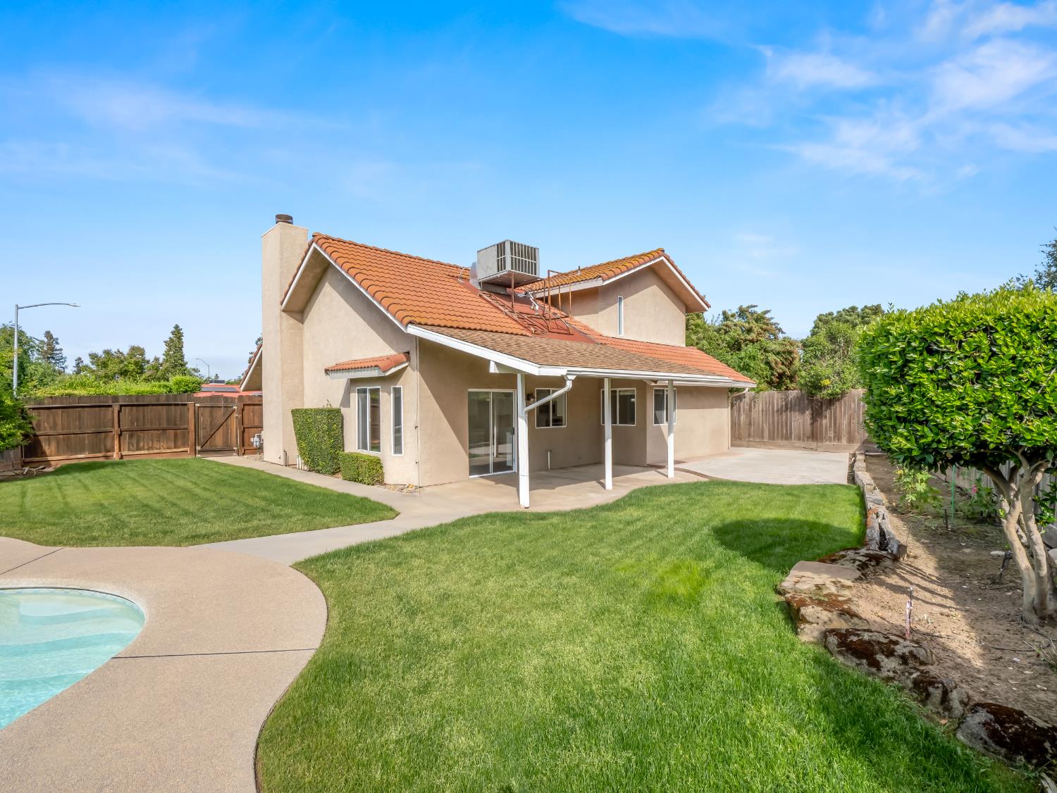 1631 E Deyoung Drive