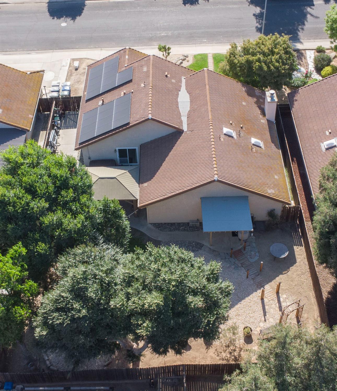 121 Magnolia Avenue