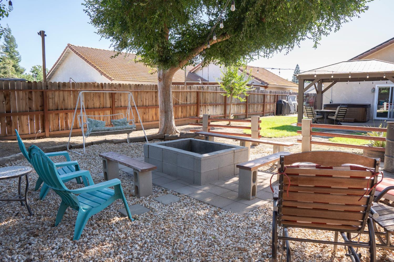 121 Magnolia Avenue