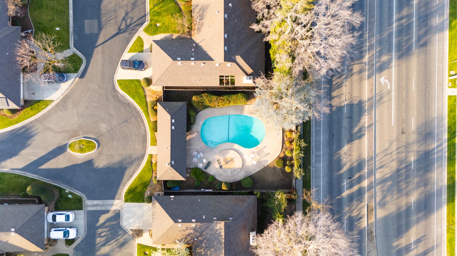 1095 W Sierra Avenue