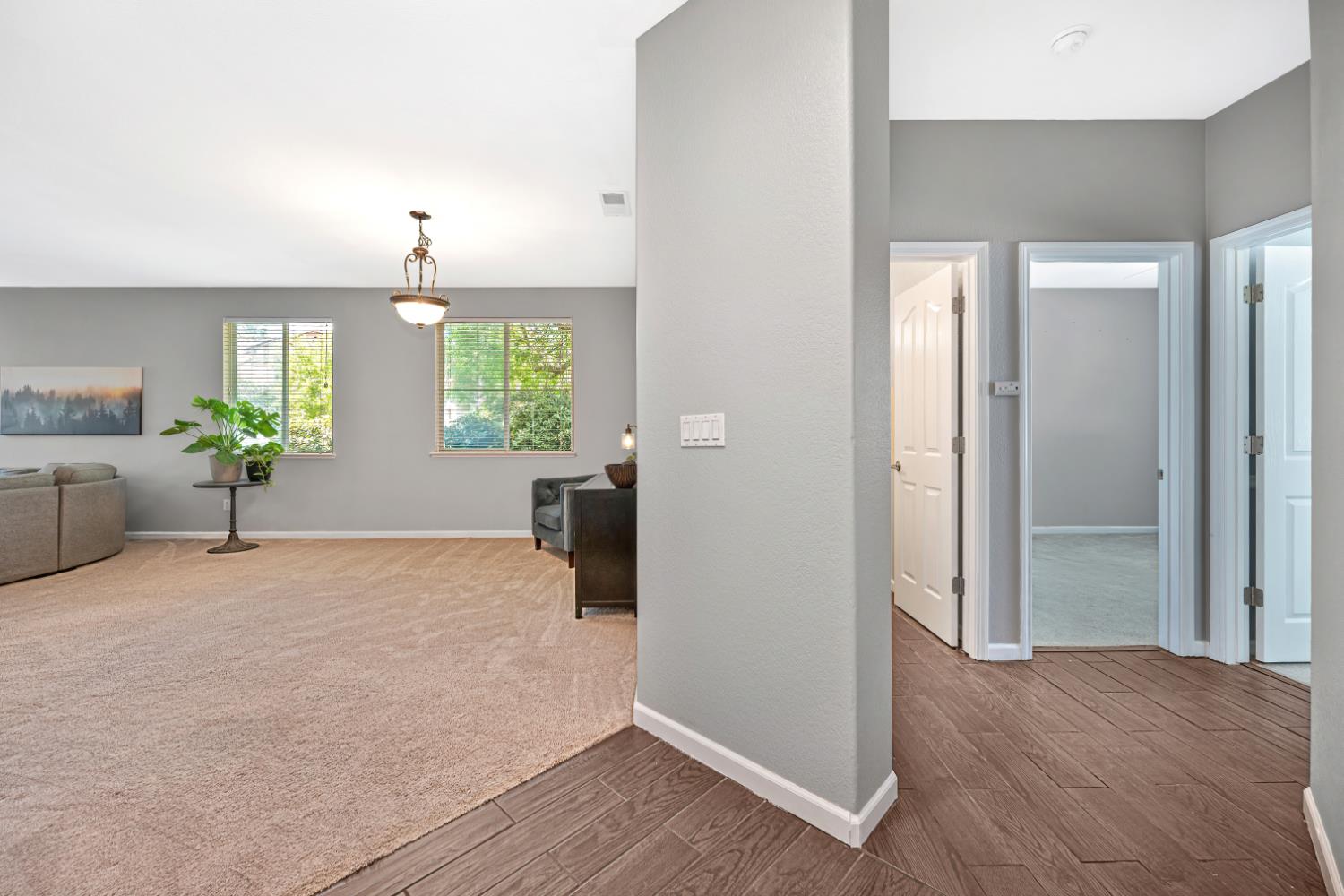 6 Carver Court
