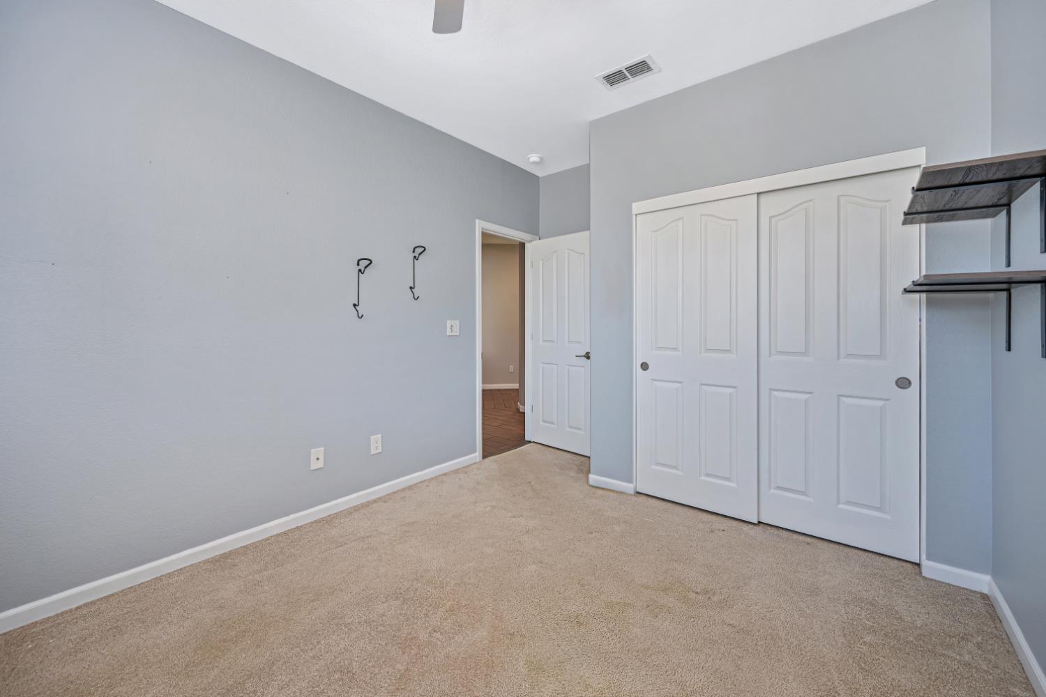 6 Carver Court