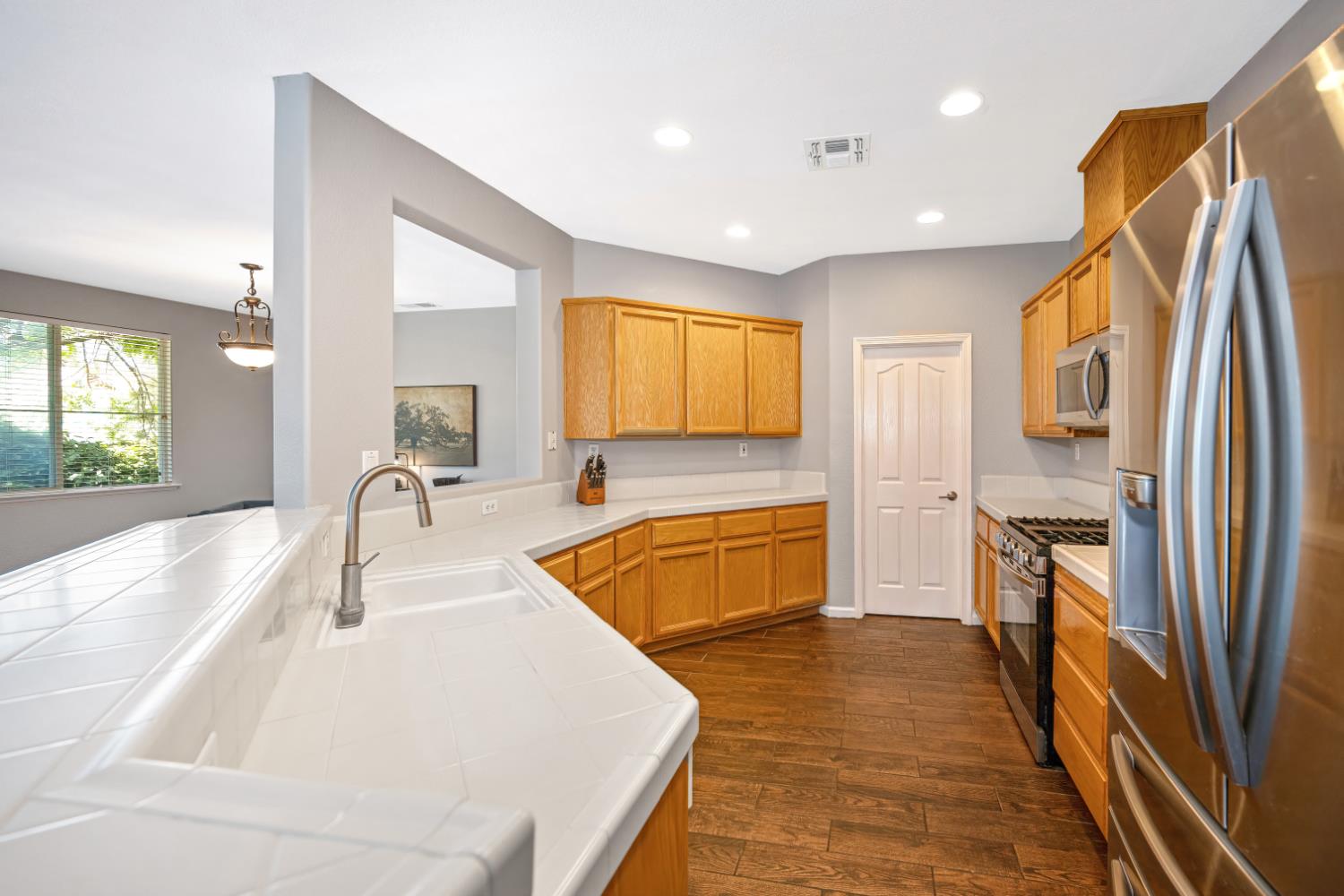 6 Carver Court