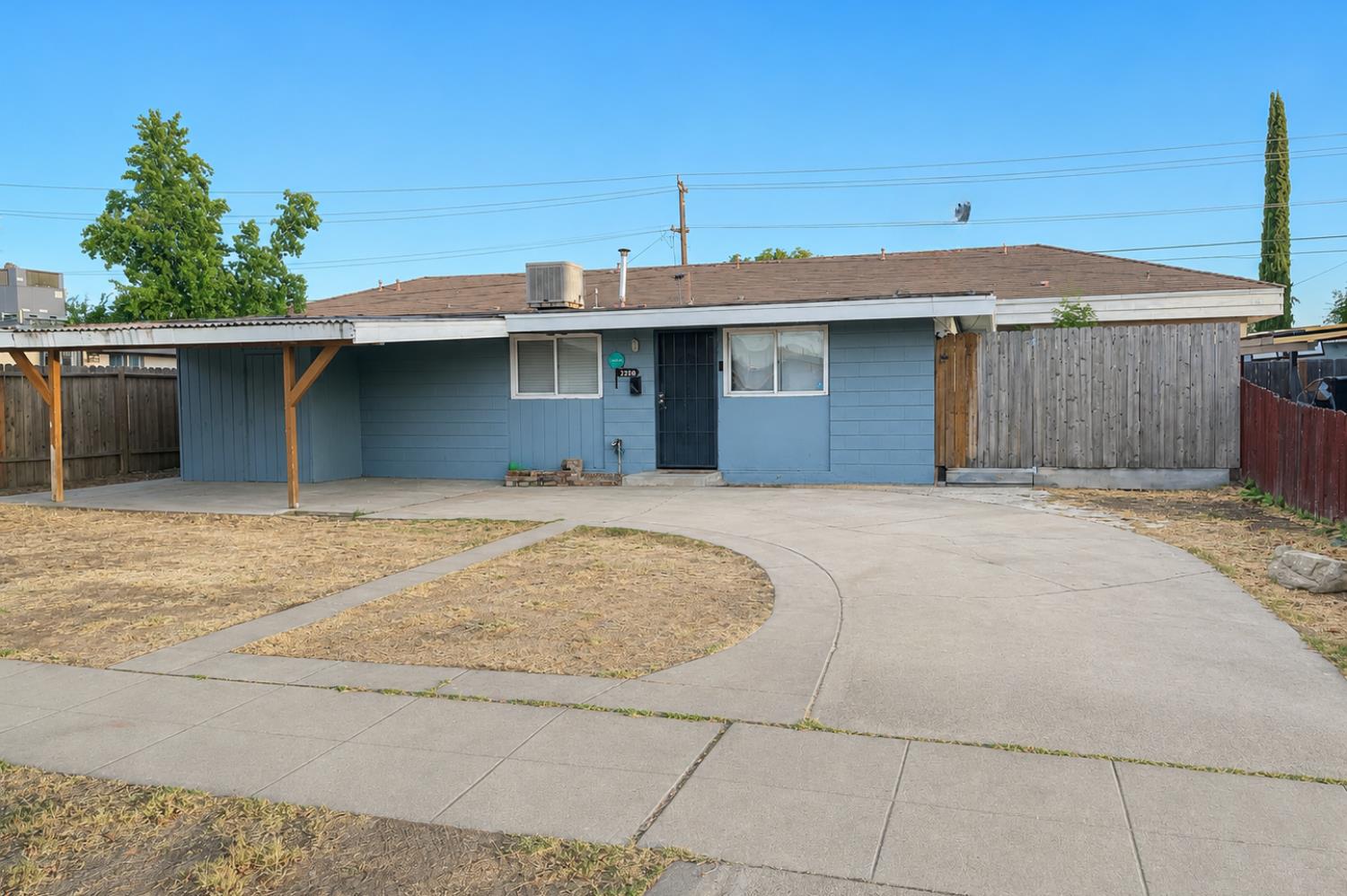 2326 E Hampton Way