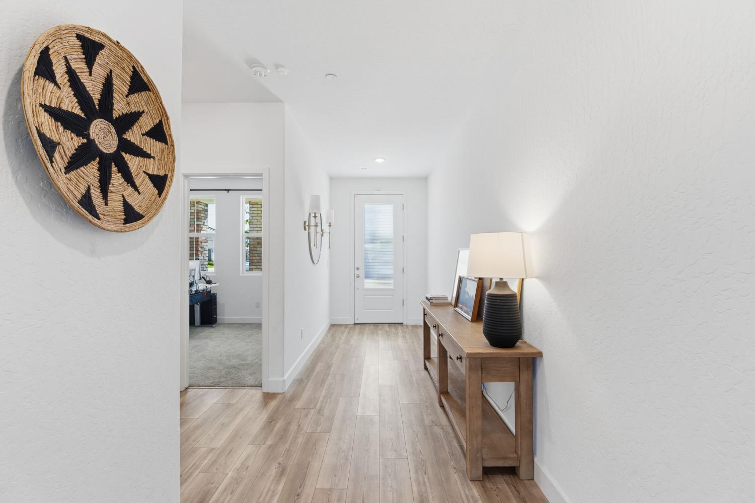 186 Sentinel Drive S