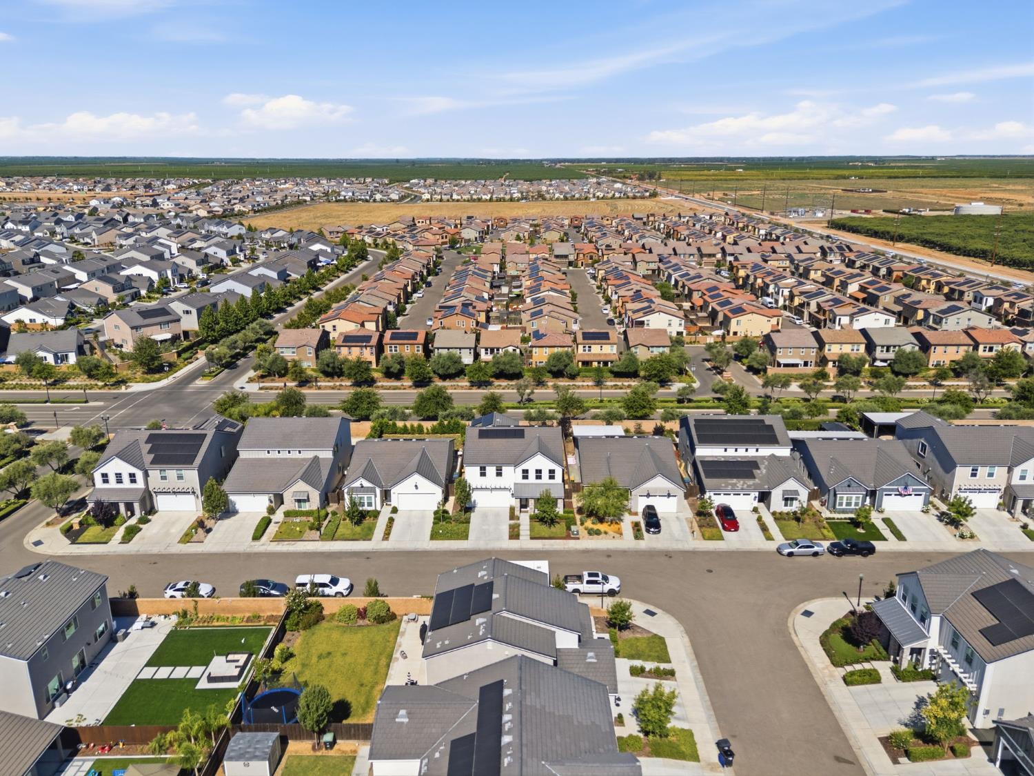 186 Sentinel Drive S