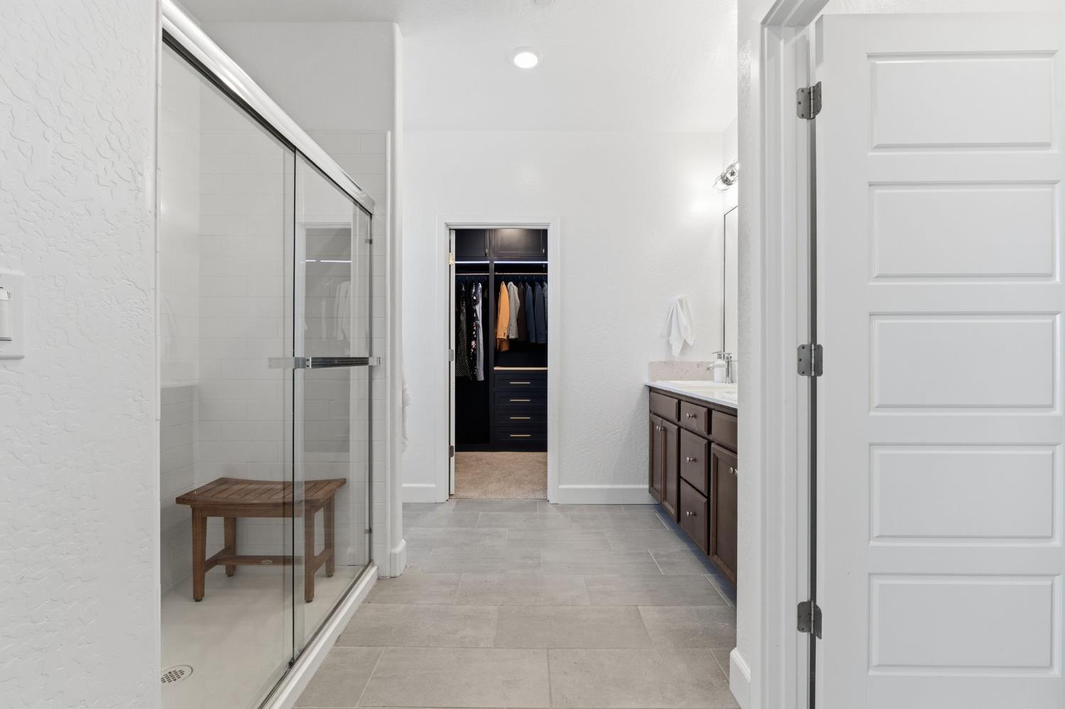 186 Sentinel Drive S