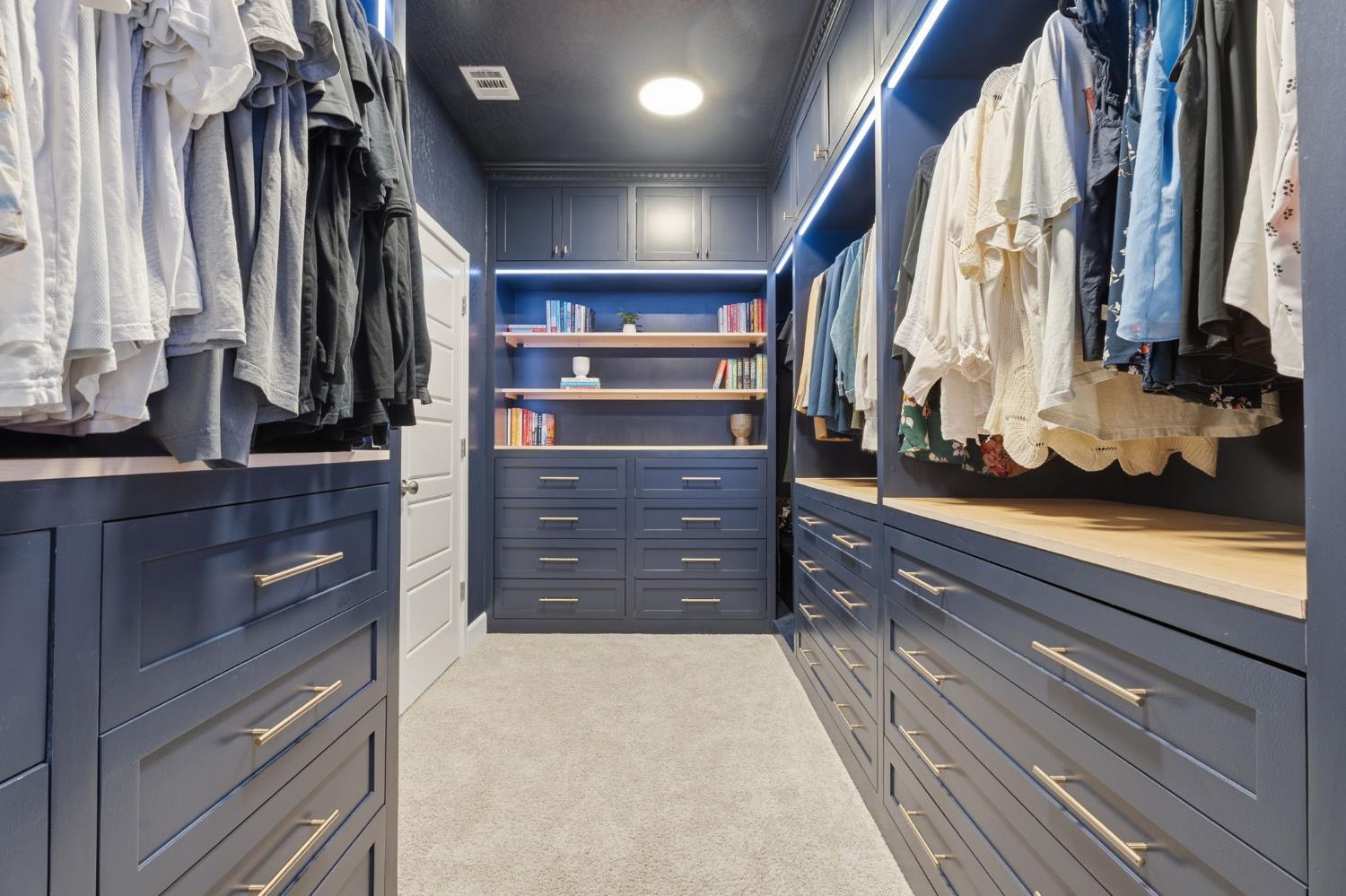 186 Sentinel Drive S
