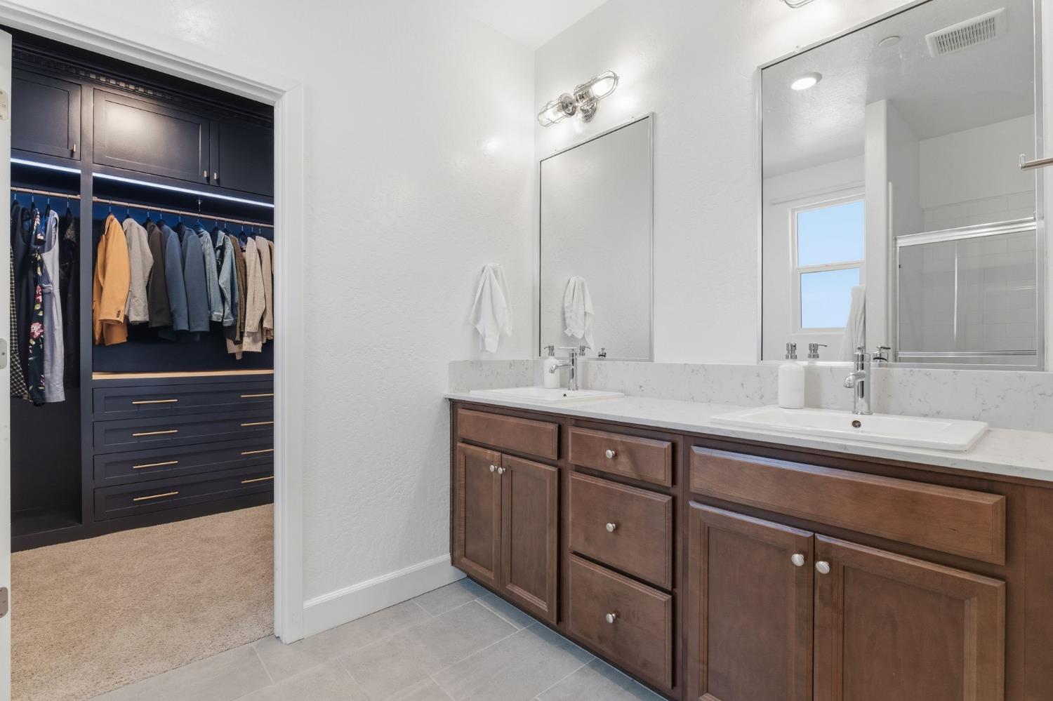 186 Sentinel Drive S