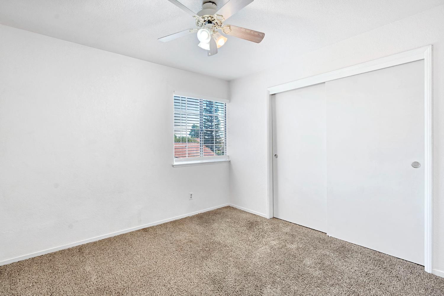 467 E Alluvial Avenue # 104
