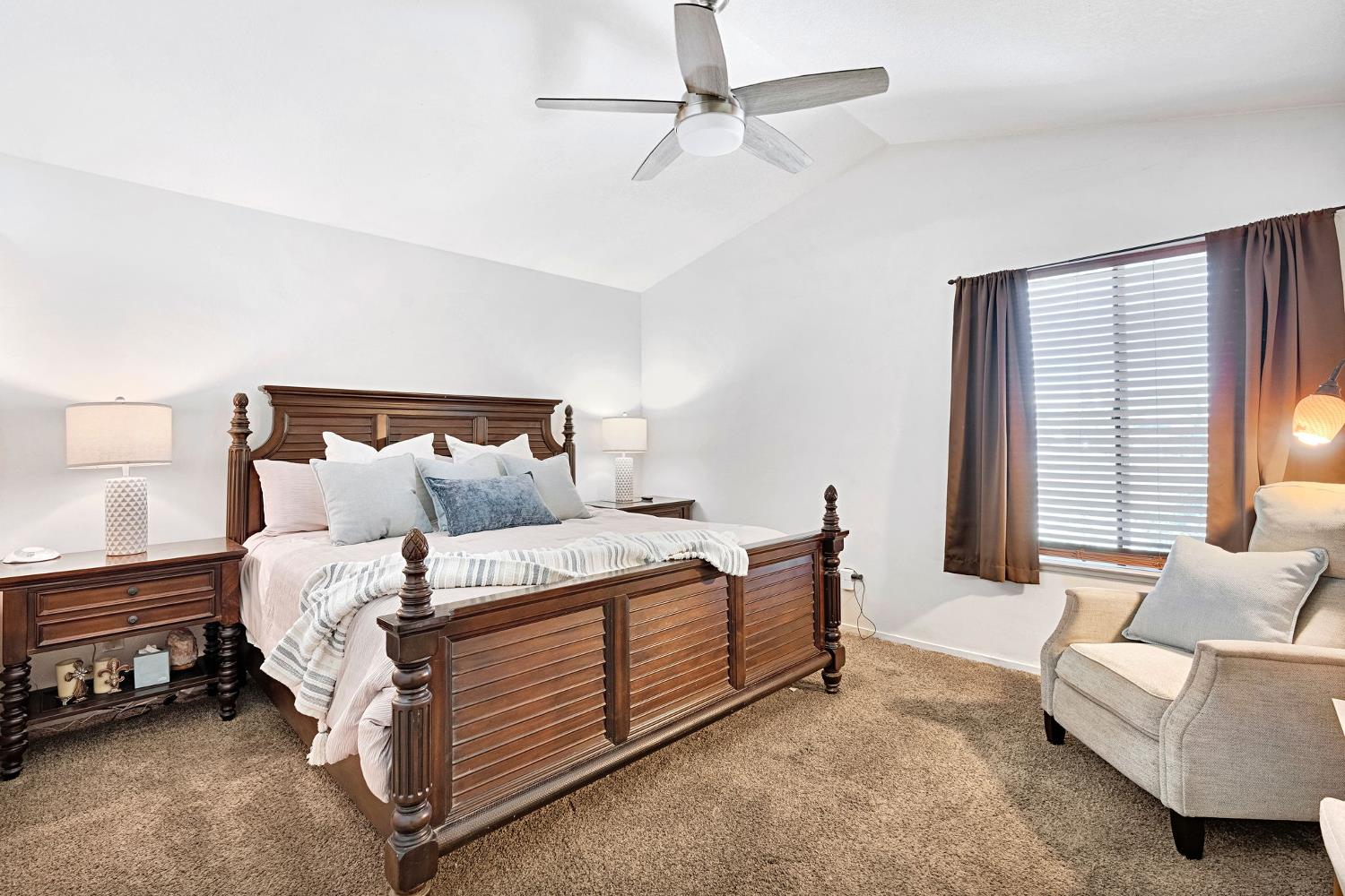 467 E Alluvial Avenue # 104