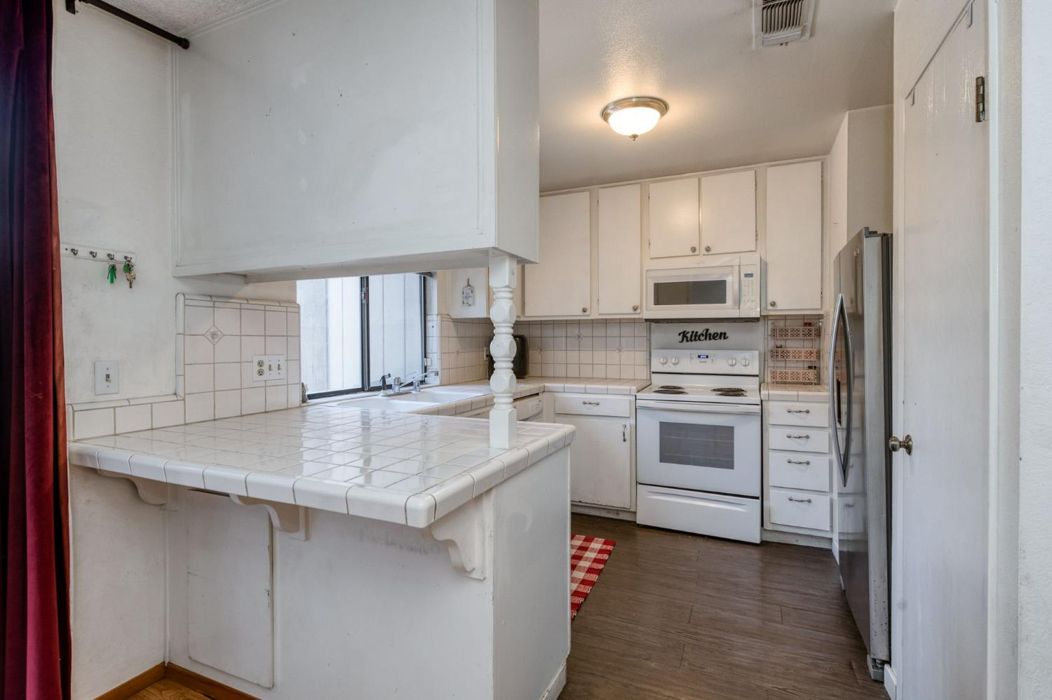 4757 N Woodrow Avenue # 143