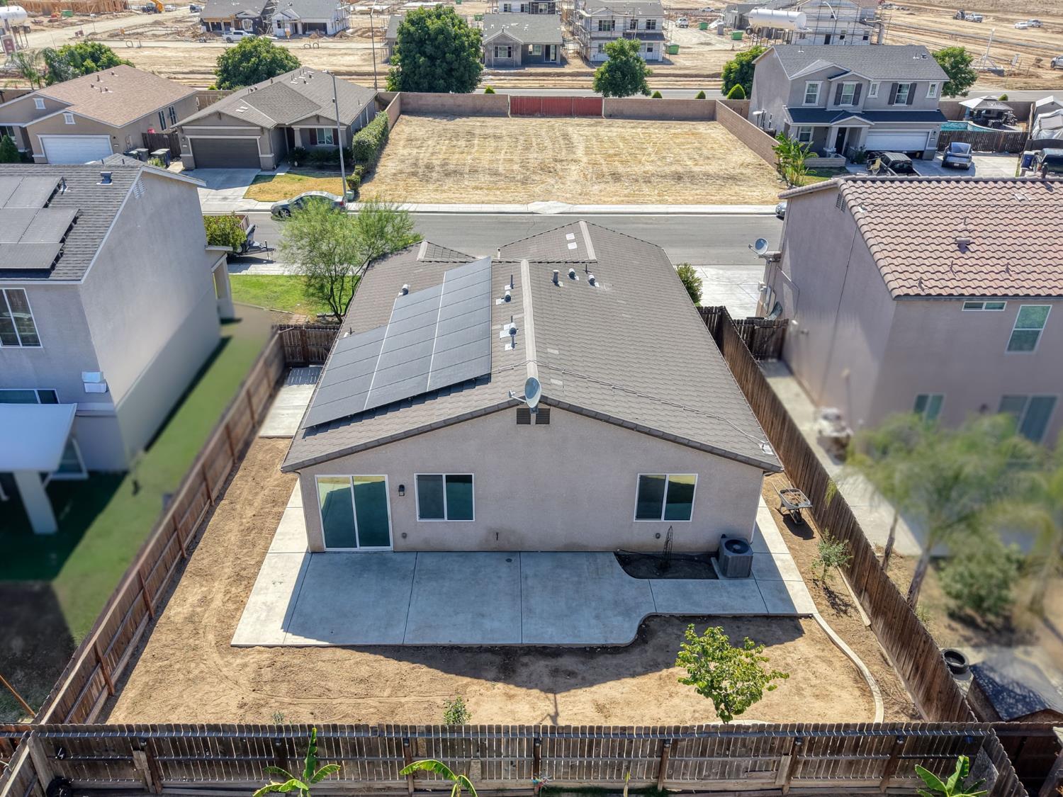 1148 S Filbert Avenue