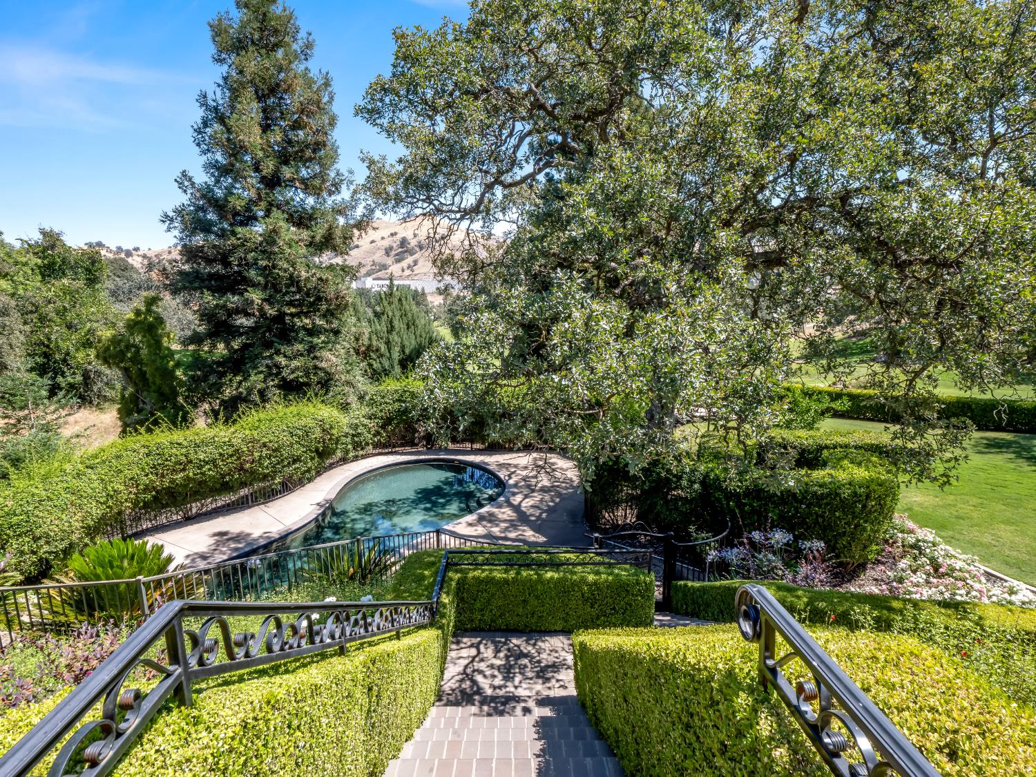 21998 Brighton Crest Drive
