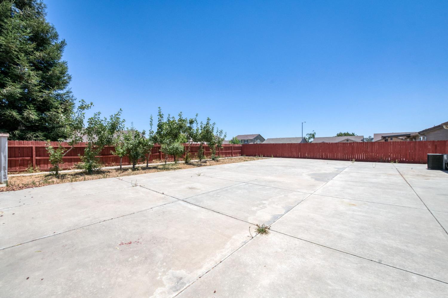 3308 N Gregory Avenue