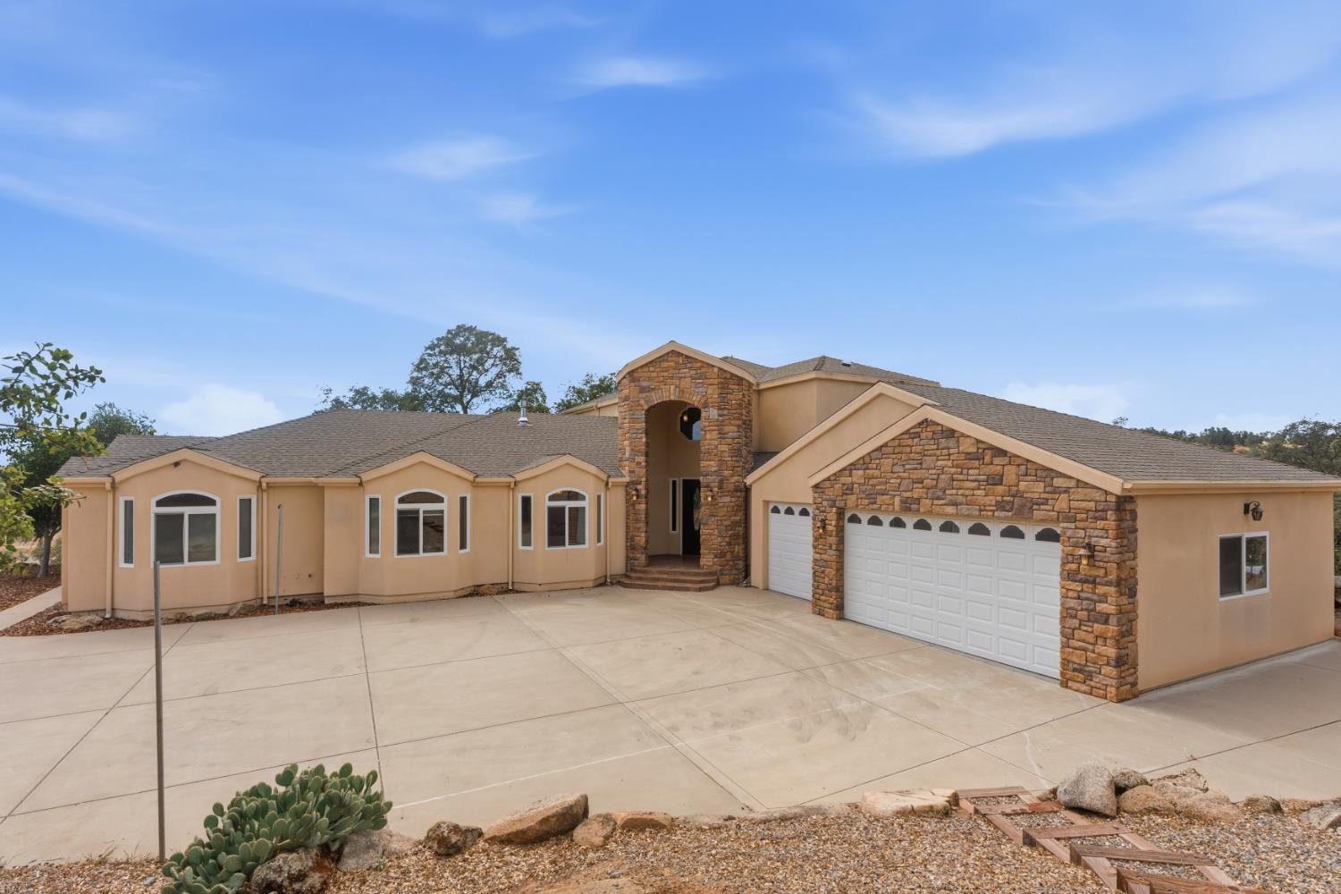33099 Road 800