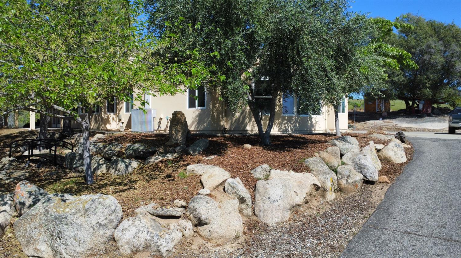 33099 Road 800