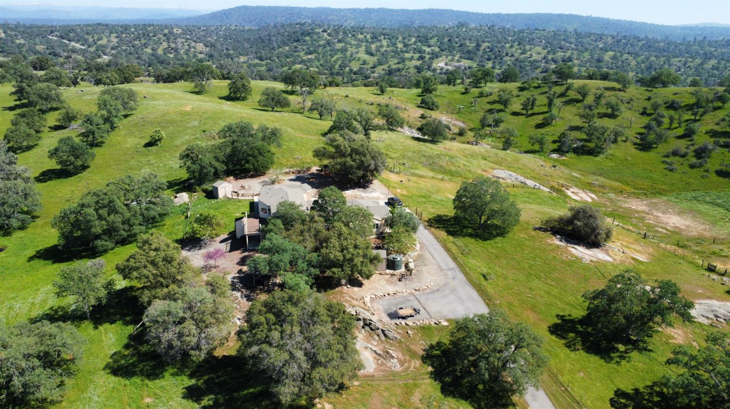 33099 Road 800
