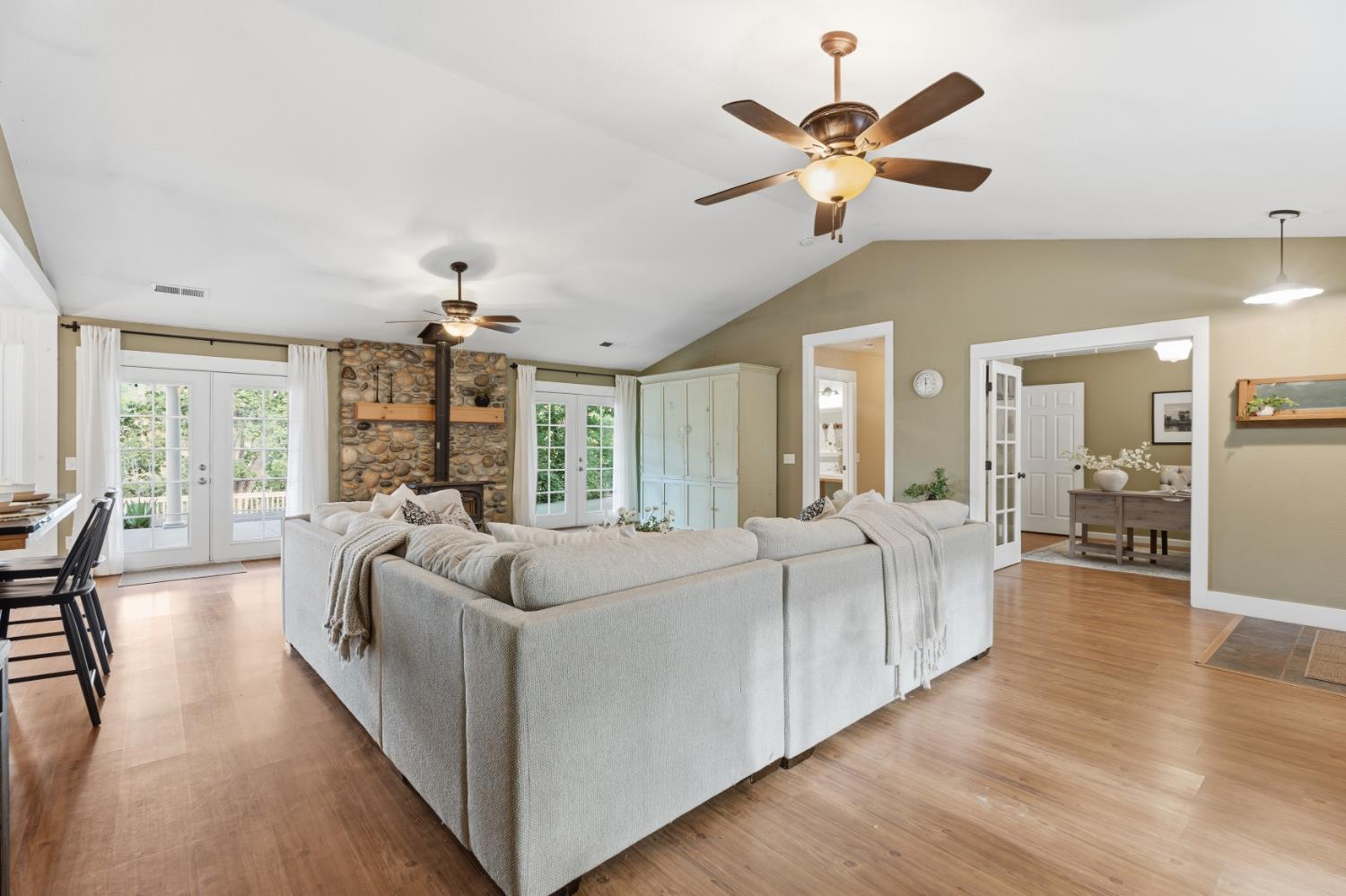 33515 River Knolls Lane