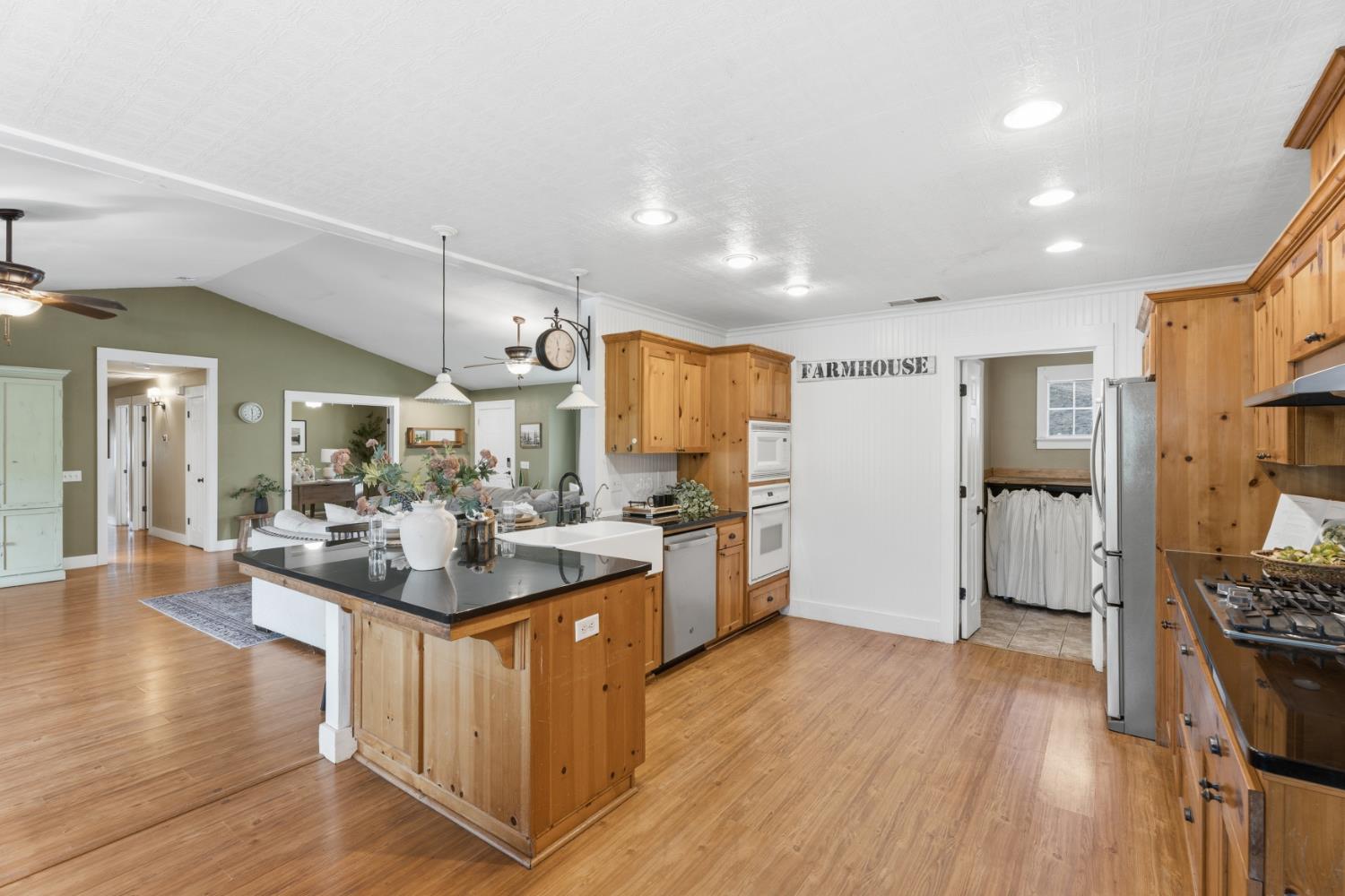 33515 River Knolls Lane