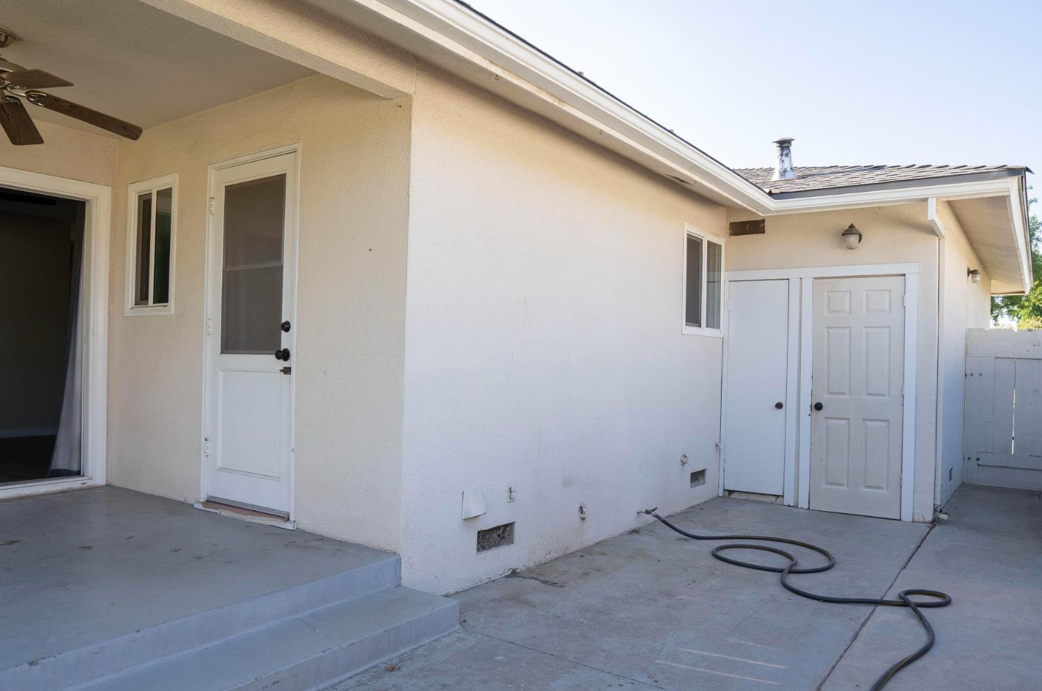 663 E Sample Avenue