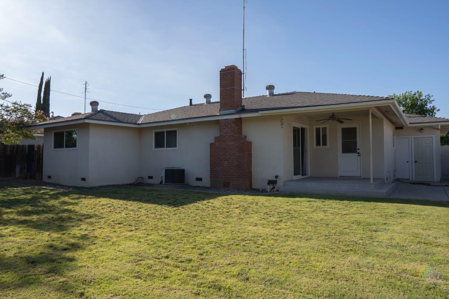 663 E Sample Avenue