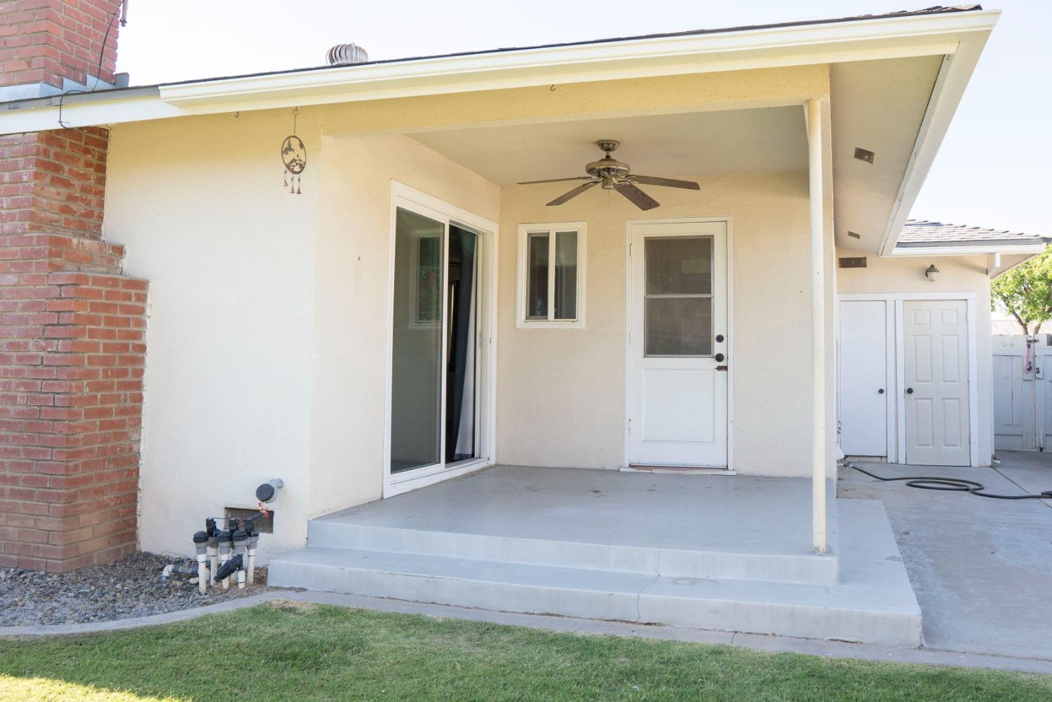 663 E Sample Avenue