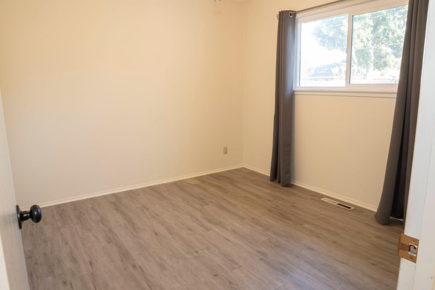 663 E Sample Avenue