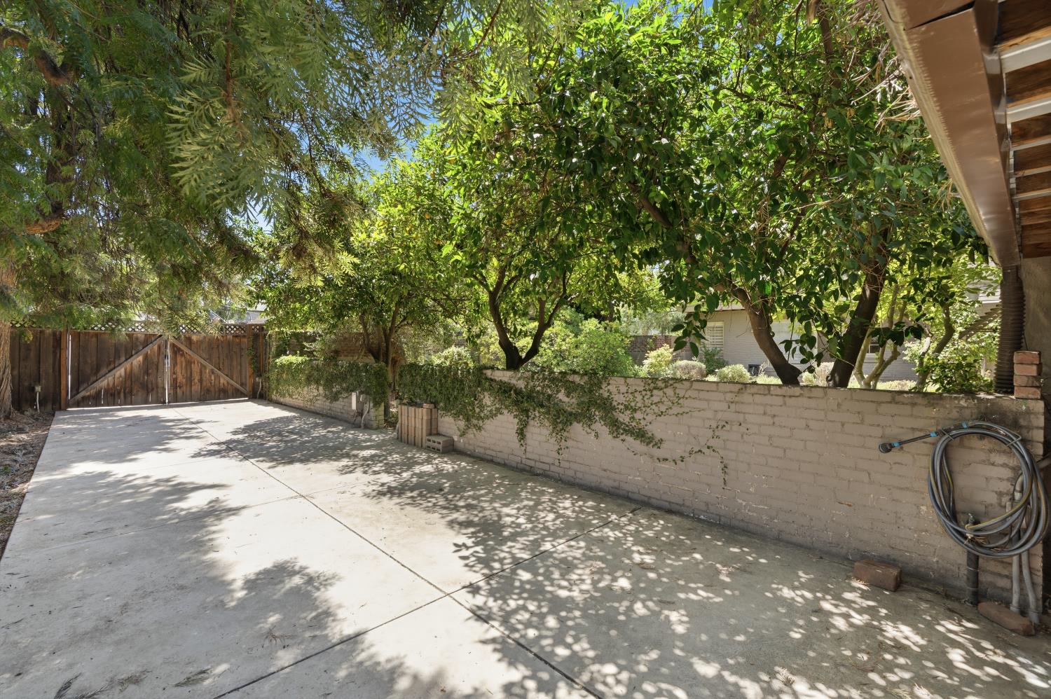 445 E Princeton Avenue