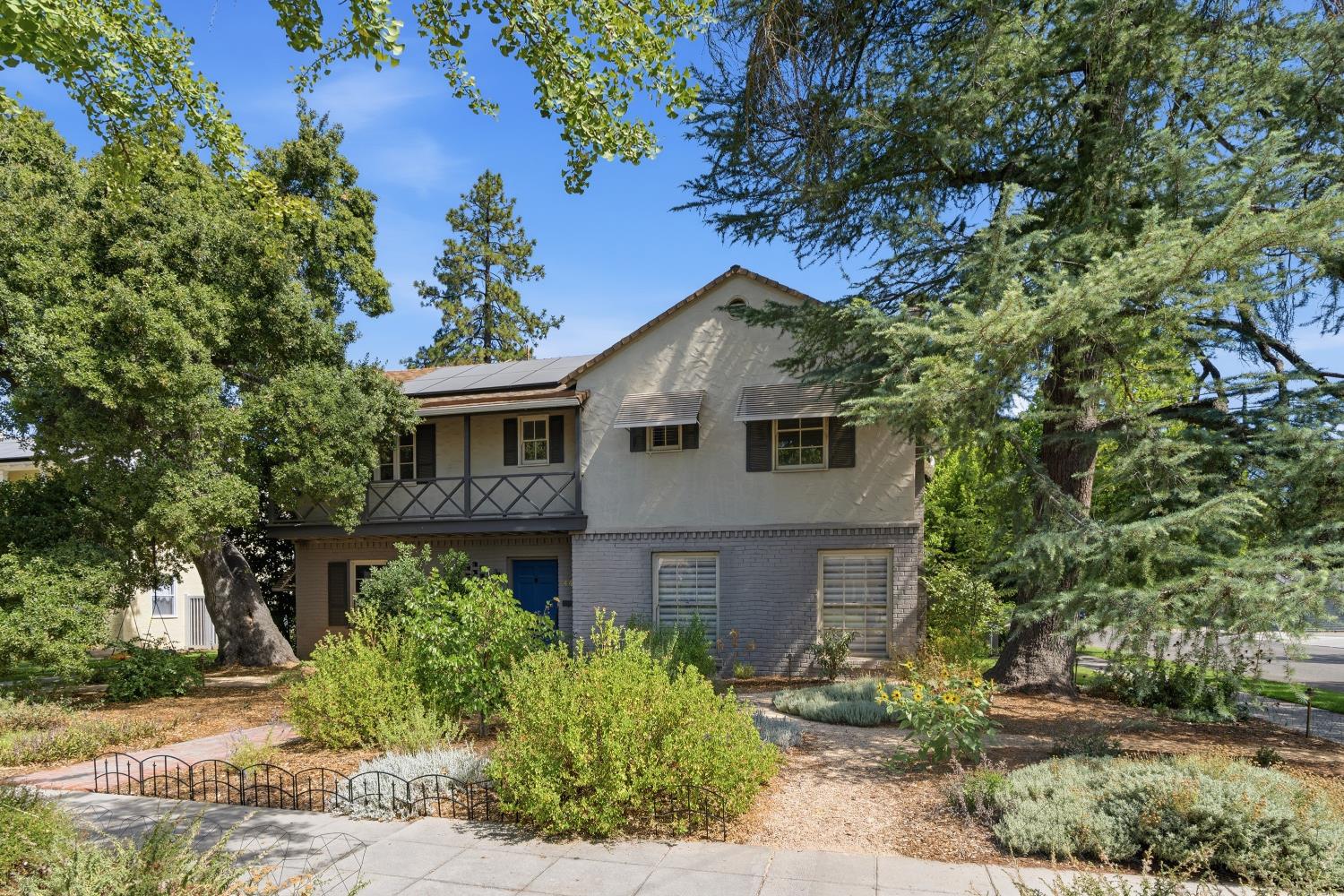 445 E Princeton Avenue