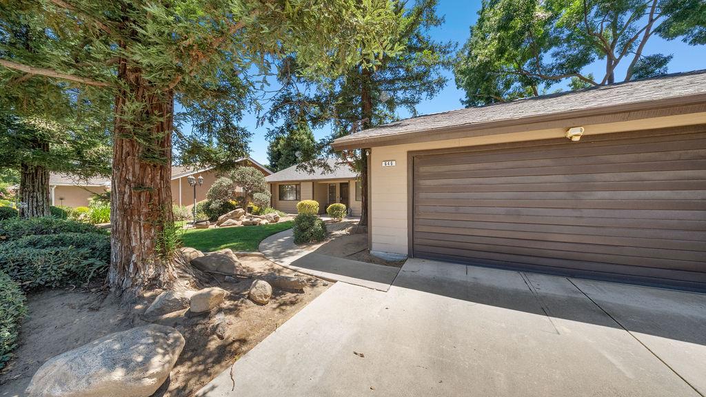 646 W Polson Avenue