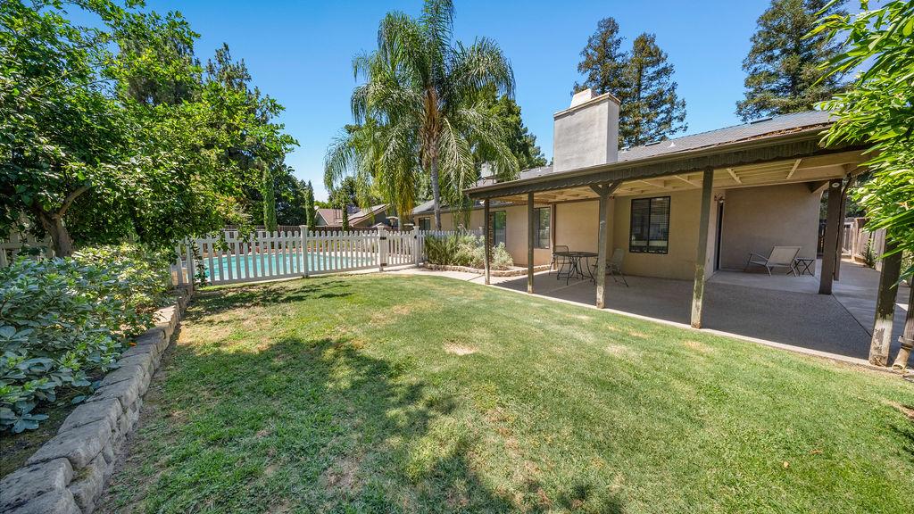 646 W Polson Avenue