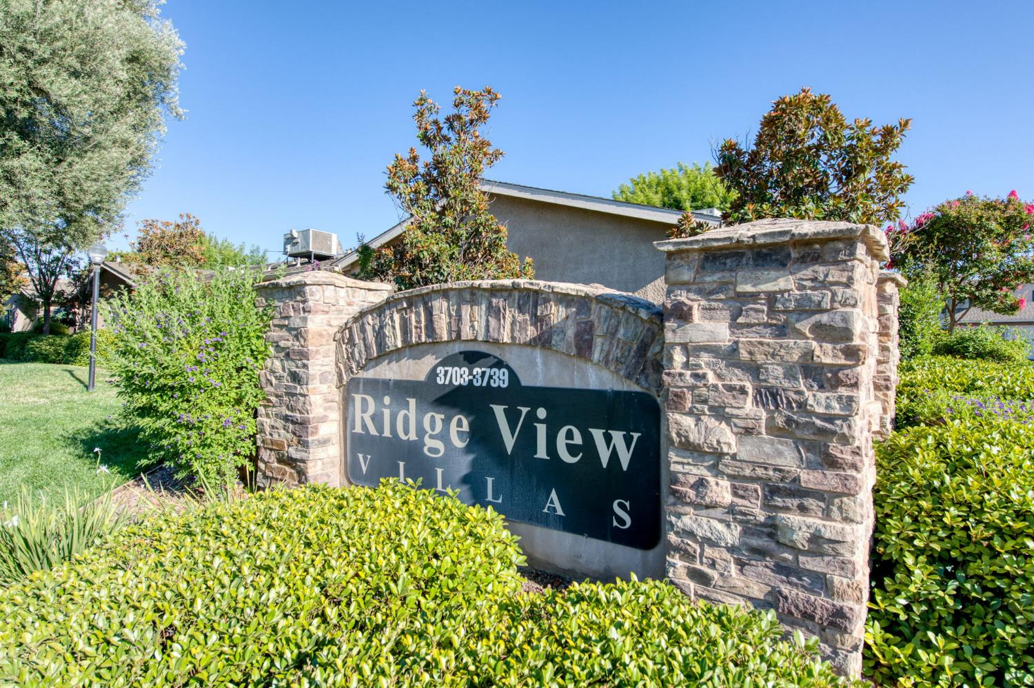 3703 W Bullard Avenue # 113