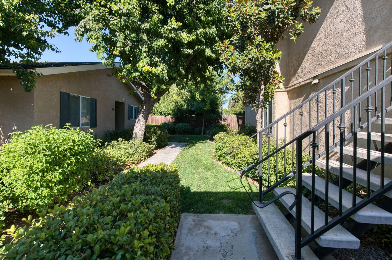 3703 W Bullard Avenue # 113