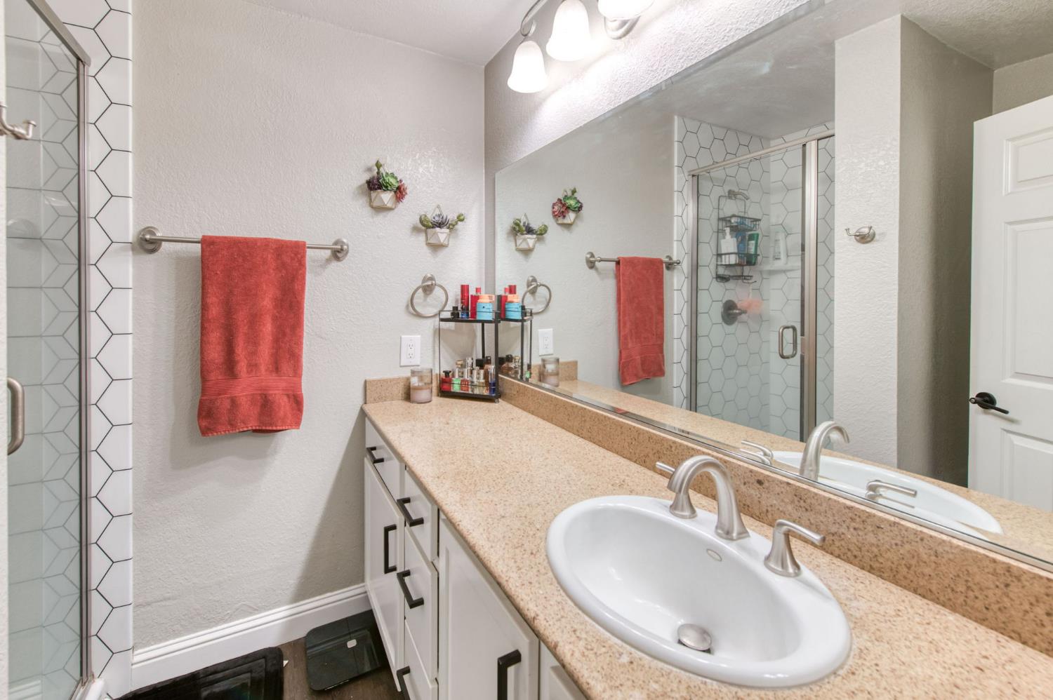 3703 W Bullard Avenue # 113