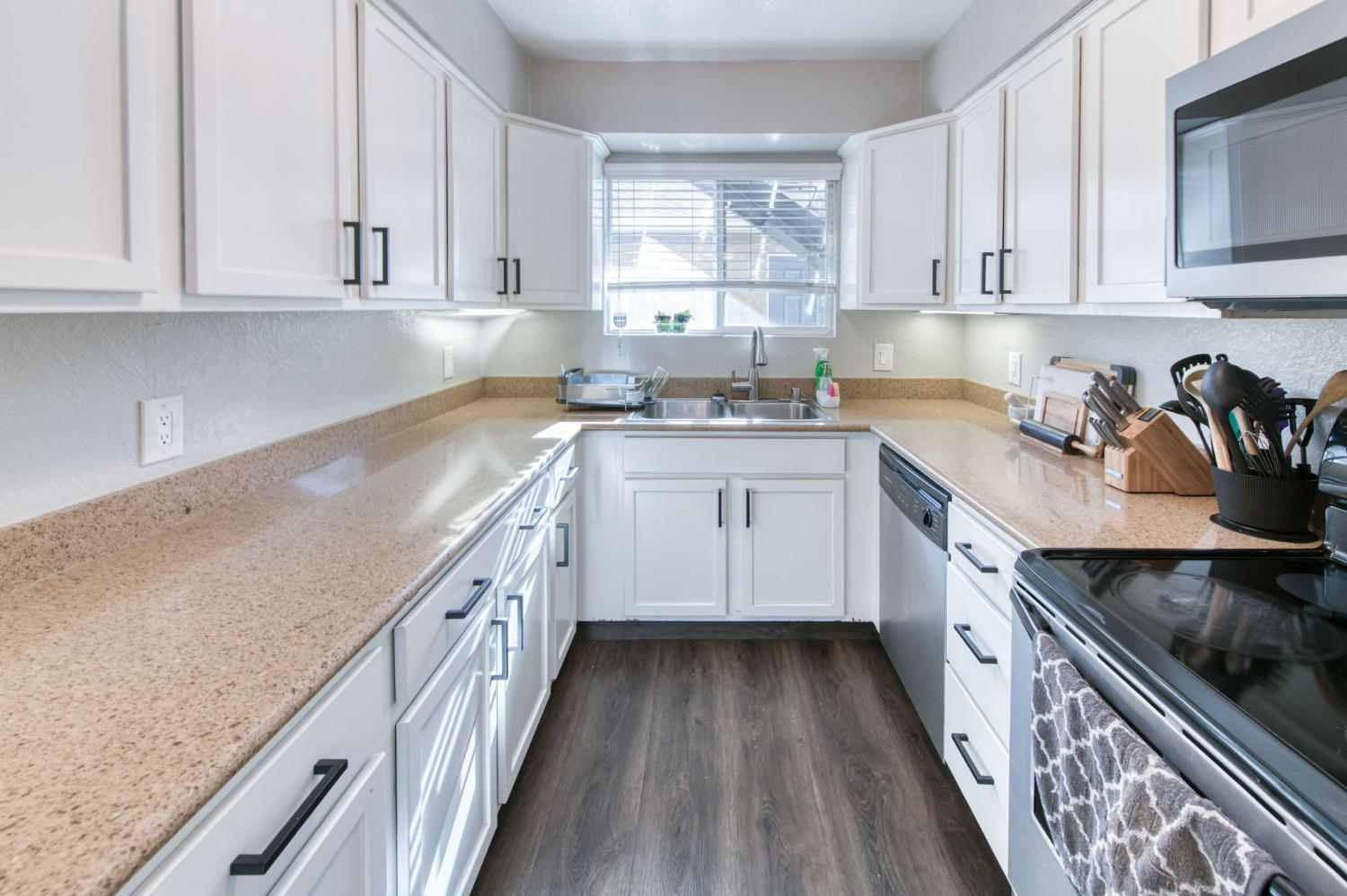 3703 W Bullard Avenue # 113