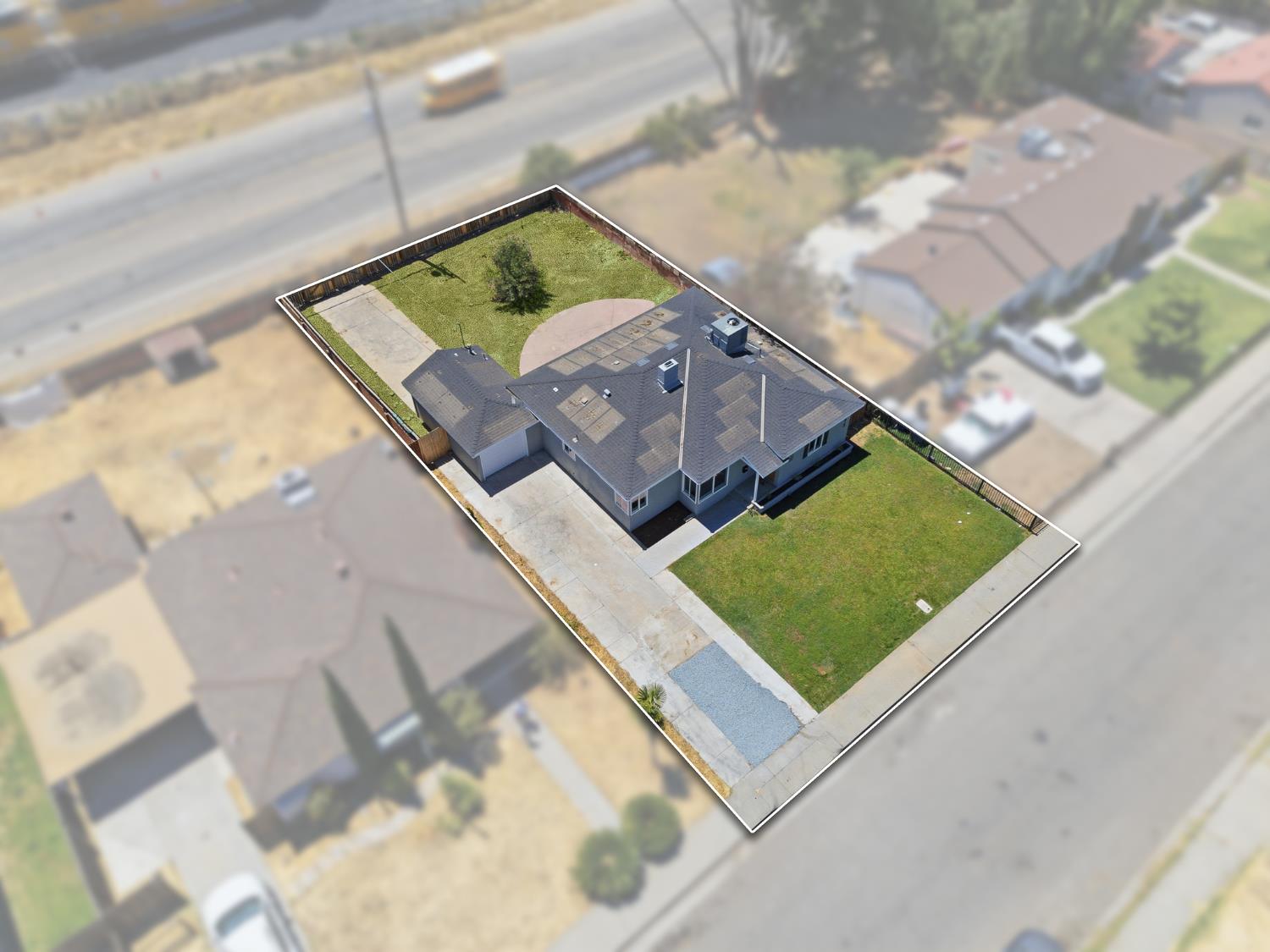 1373 N Esther Way
