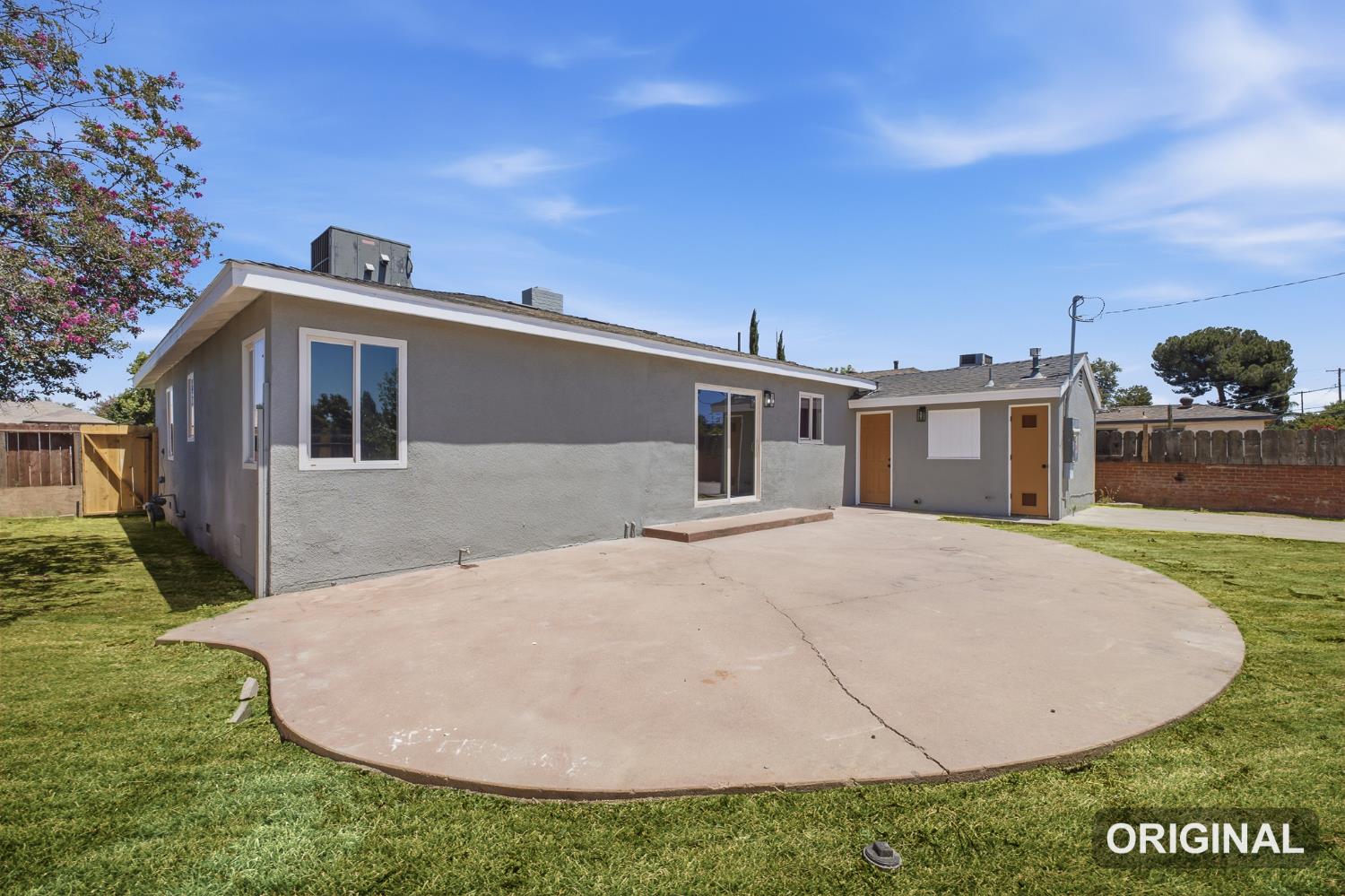 1373 N Esther Way