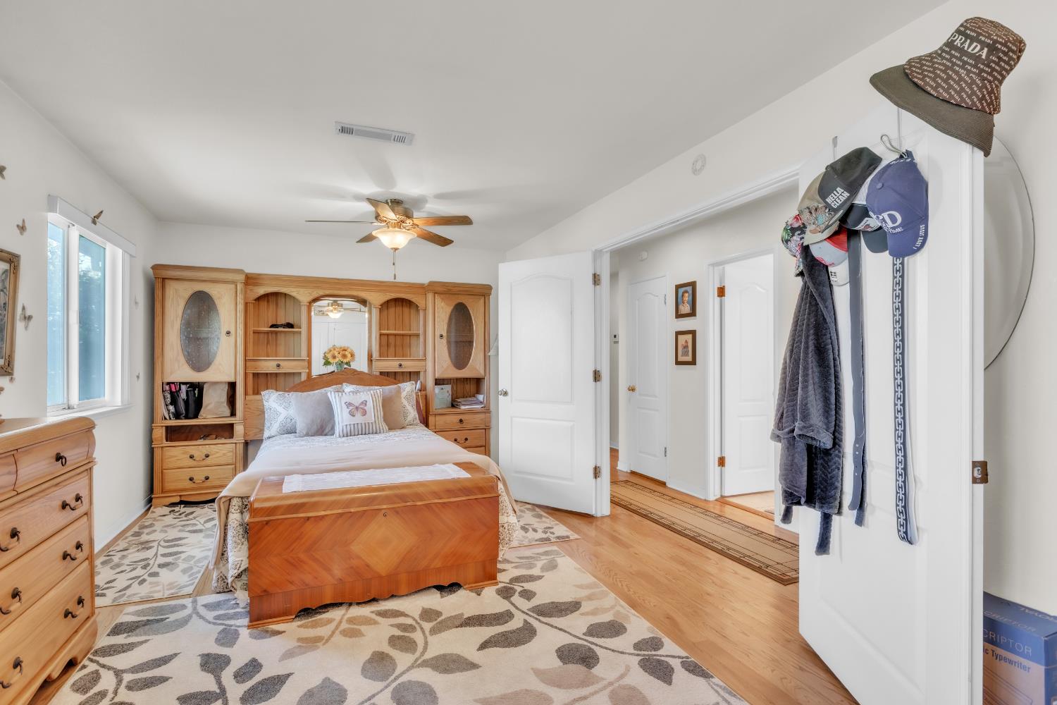 8043 Sunset Drive