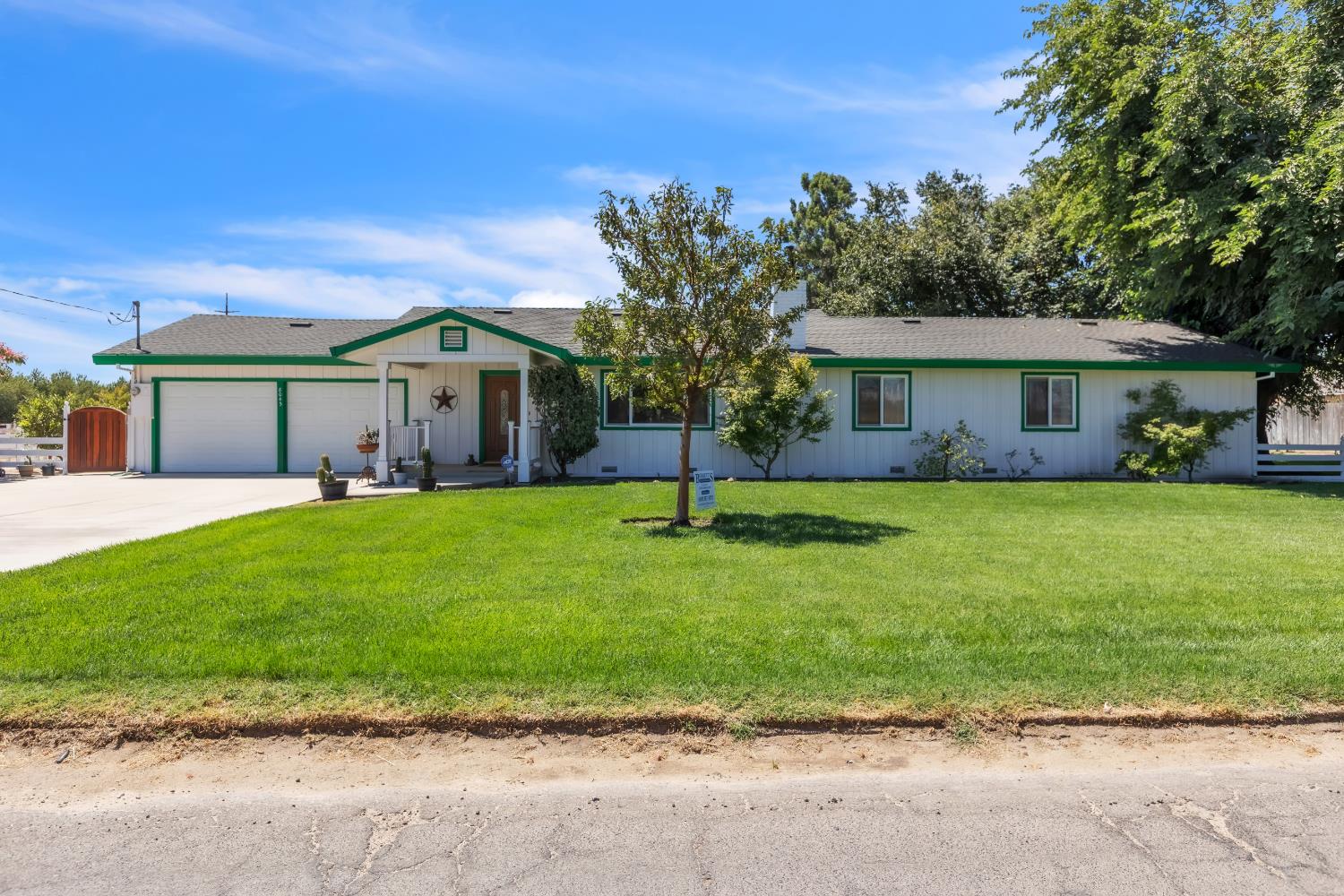 8043 Sunset Drive