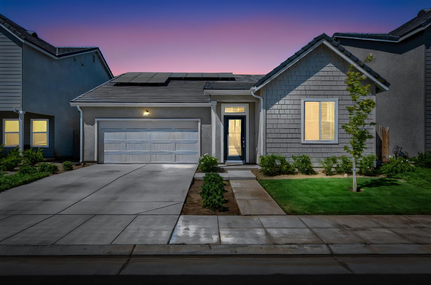 1069 Wolverton Way W