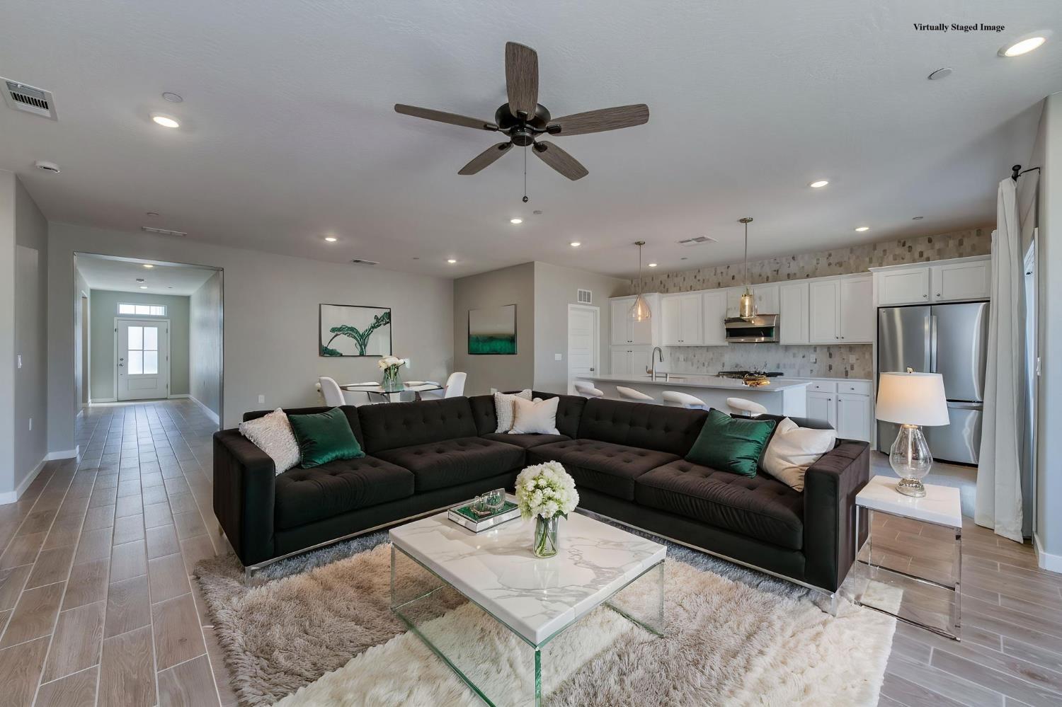 1069 Wolverton Way W